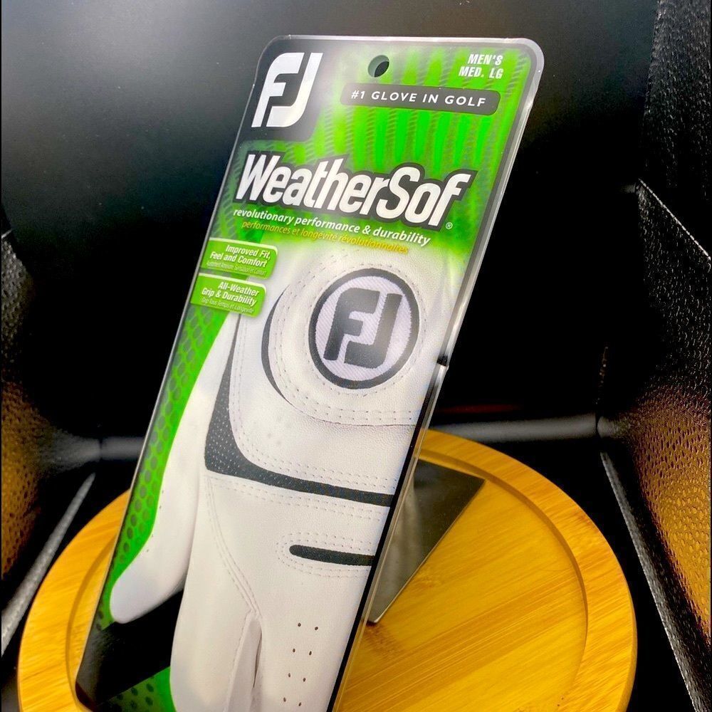Men’s medium large Footjoy WeatherSof left hand golf glove NITB